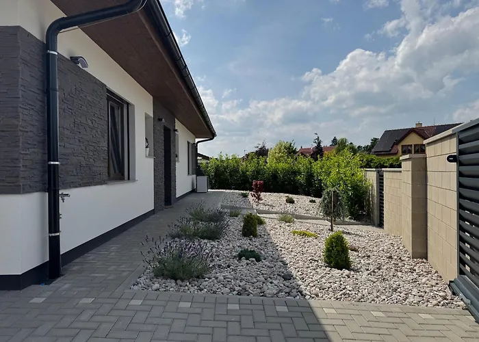 Сasa de vacaciones By The Pool & Garden *